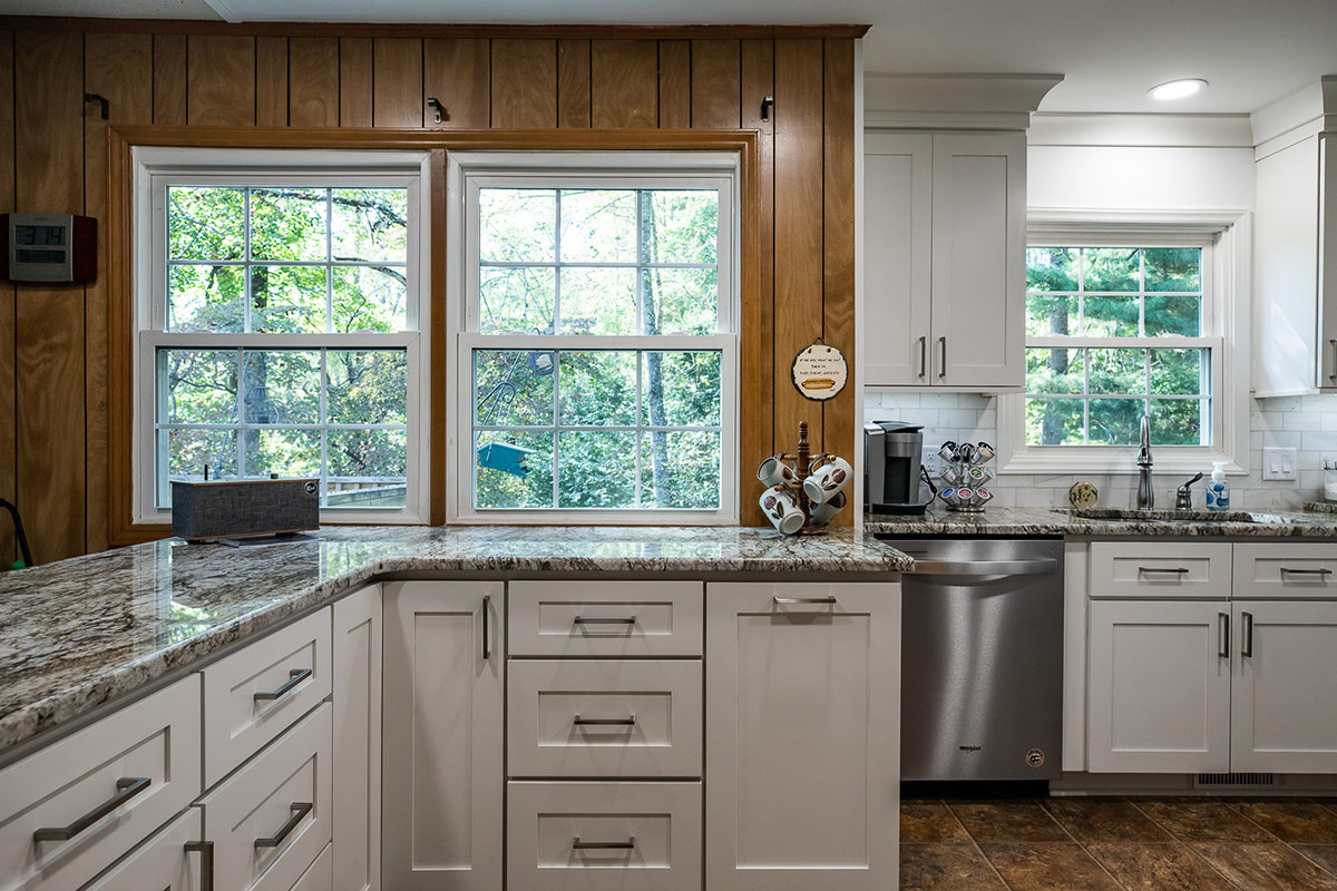 gallery-713-colonial-dr-wilkesboro-23 image