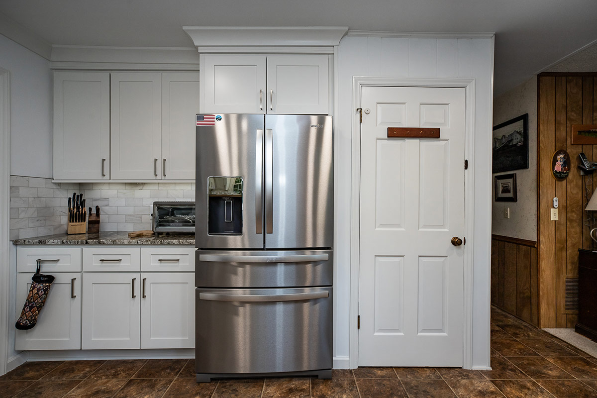 gallery-713-colonial-dr-wilkesboro-25 image